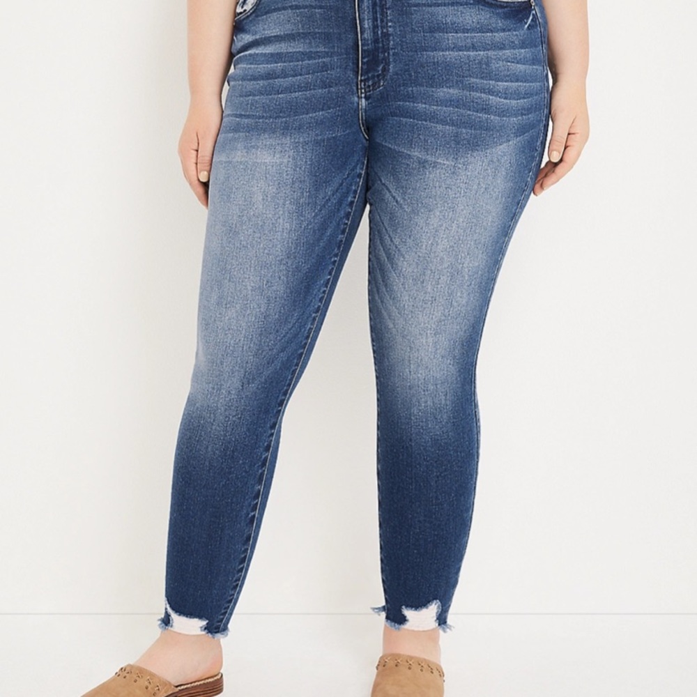 KanCan™ High Rise Dark Ripped Hem Skinny Jean